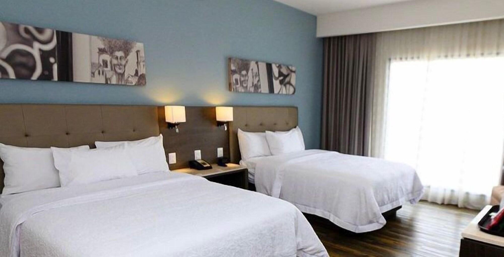 Hampton Inn By Hilton Celaya Celaya  Kültér fotó