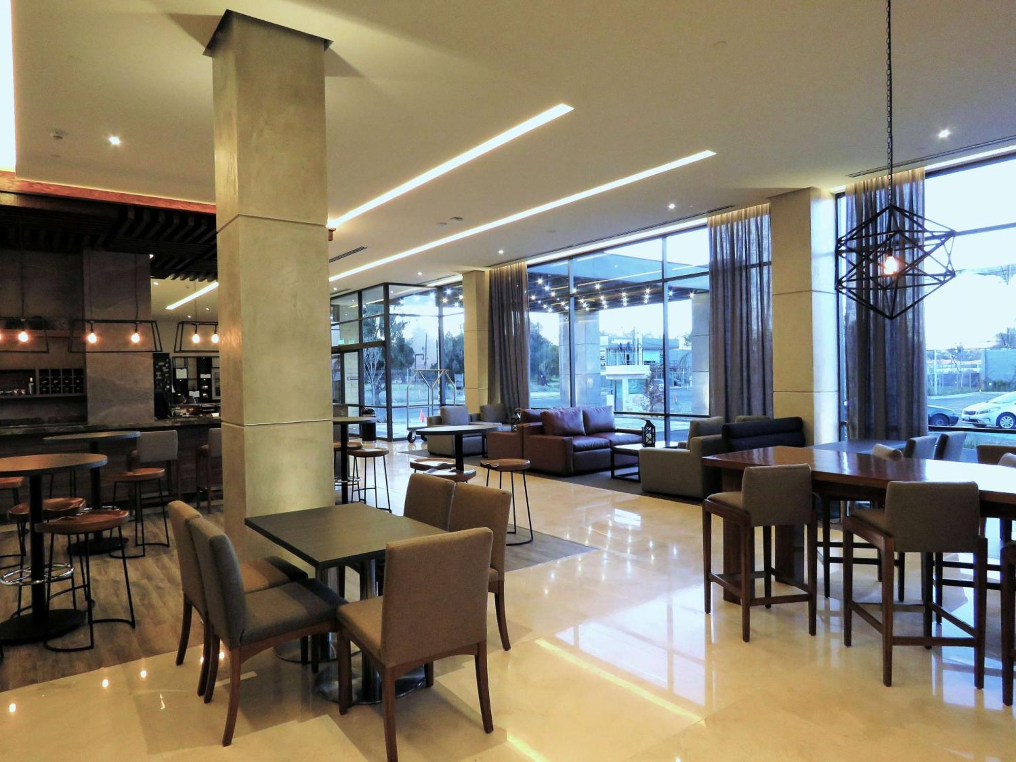 Hampton Inn By Hilton Celaya Celaya  Kültér fotó