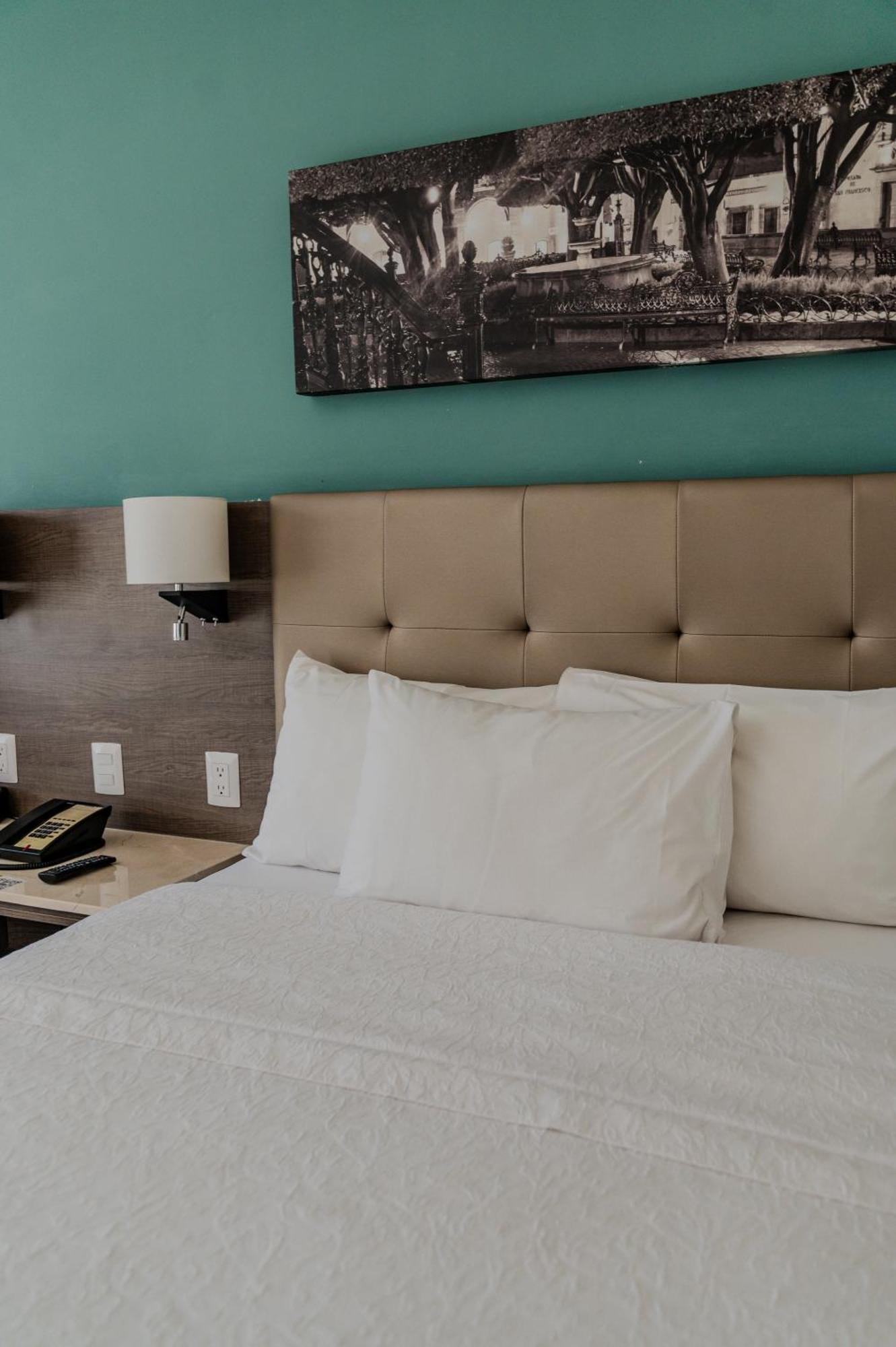 Hampton Inn By Hilton Celaya Celaya  Kültér fotó